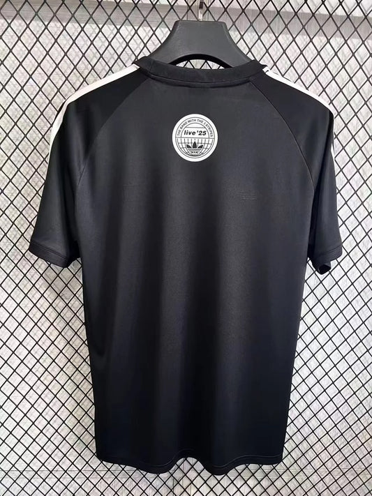 Adidas T-shirt Black Fans Football Jersey 2025/2026