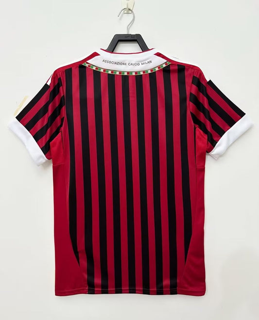 Retro AC Home Fans Football Jersey 2011/2012