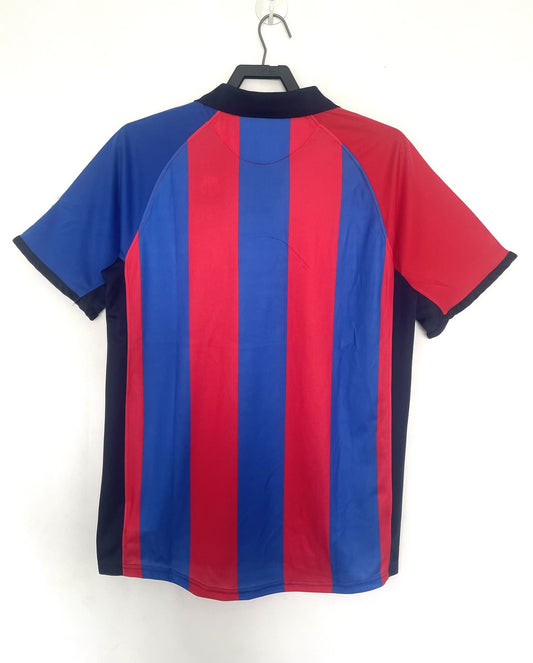 Retro Barcelona Home Football Jersey 2001/2002