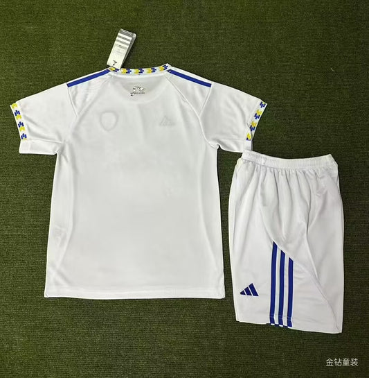 Leeds United Home Kids Football Jersey 2025/2026