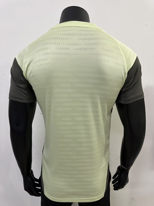 Real Madrid Training Clothes Player Football Jersey 2025/2026