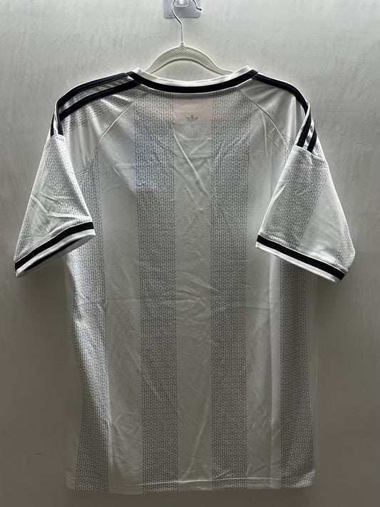 Frankfurt Home Fans Football Jersey 2026/2027
