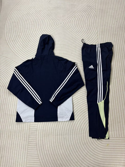 Real Madrid Windbreaker Sets With Pants White Football Jersey 2010/2011
