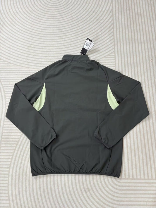 Real Madrid Windbreaker 2025/2026