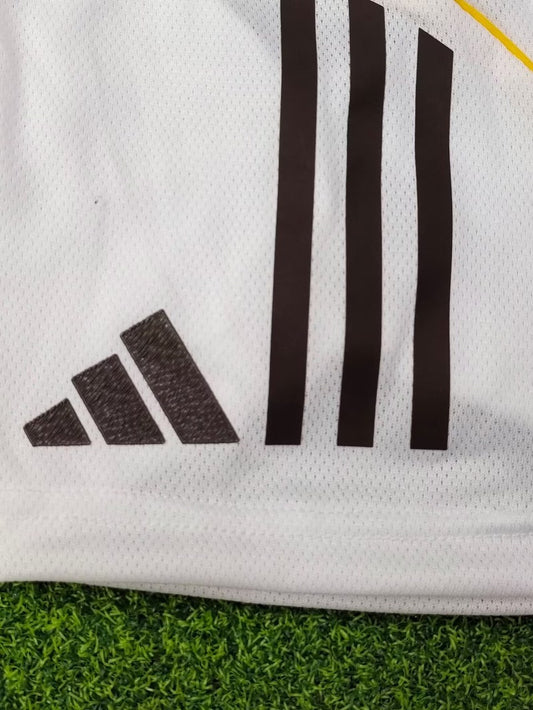 Real Madrid Home Player Kids Football Jersey 2025/2026