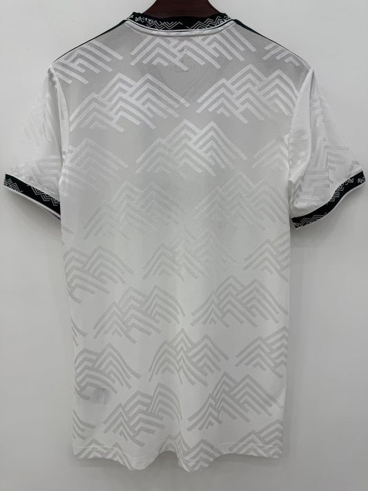 Retro Juventus Special Edition Fans Football Jersey 2026/2027