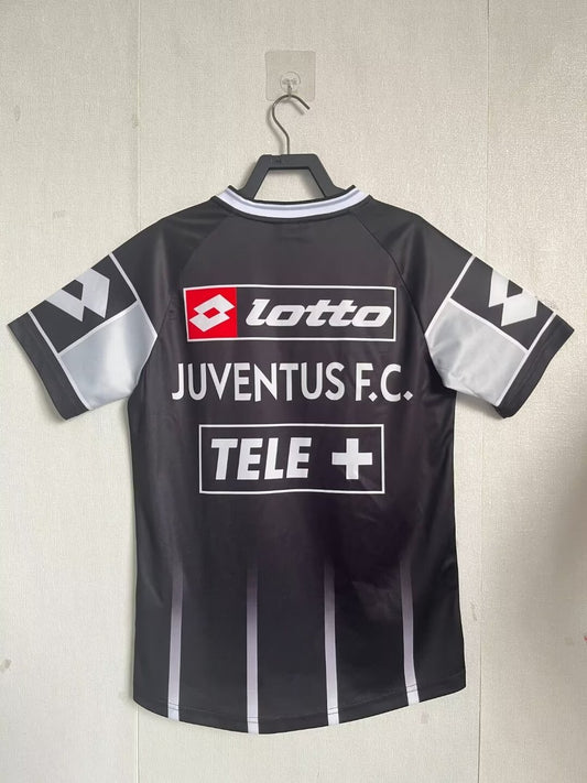 Retro Juventus Home Fans Football Jersey 2000/2001