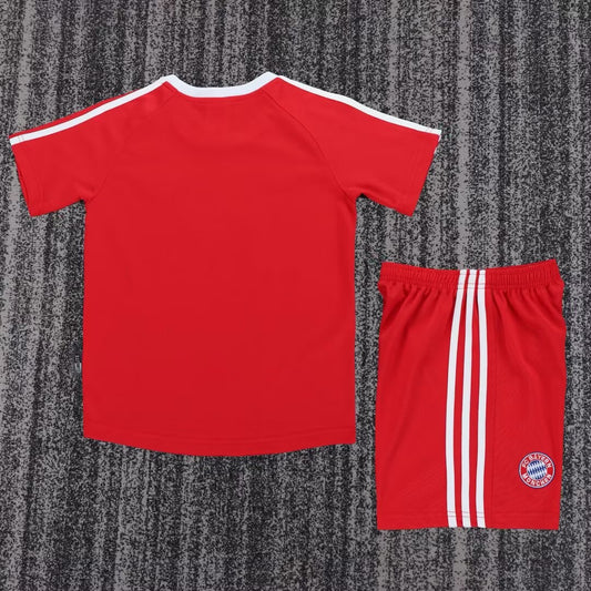 Retro Bayern Munich Home Kids Football Jersey 2001/2002
