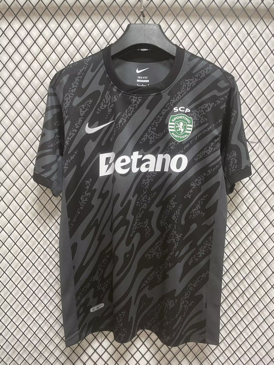 Sporting Lisbon Goalkeeper Fans Football Jersey 2024/2025