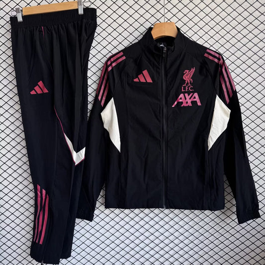 Liverpool Windbreaker Sets With Pants Black Football Jersey 2025/2026