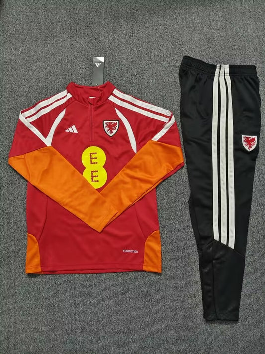 Wales Training Tracksuit Red (Kids And Man 10-2XL) 2026/2027