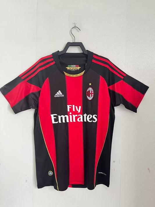 Retro AC Home Fans Football Jersey 2010/2011