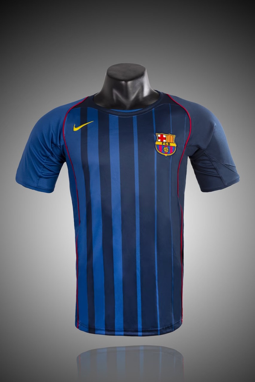 Retro Barcelona Away Football Jersey 2004/2005