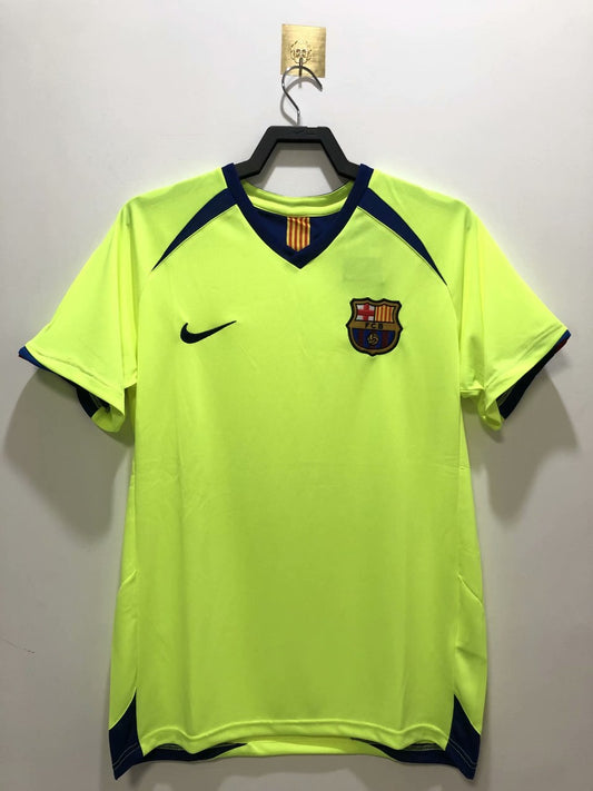 Retro Barcelona Away Football Jersey 2005/2006