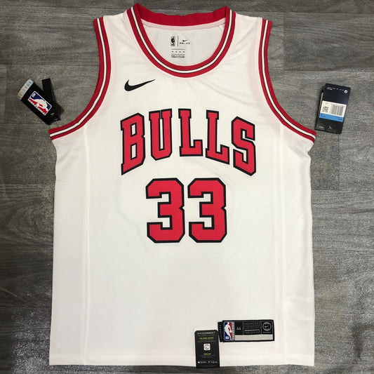 NBA Bulls Crew Neck White 33 With Chip
