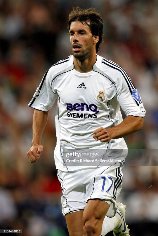 Retro Real Madrid Home Player Football Jersey 2006/2007