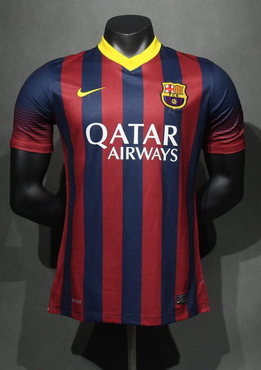 Retro Barcelona Player Home Football Jersey 2013/2014