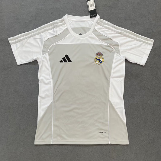 Real Madrid T-shirt Special Edition Fans White Football Jersey 2025/2026