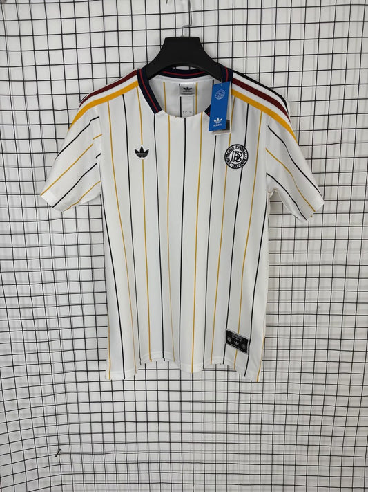 Netherlands T-shirt Retro White Football Jersey 2026/2027