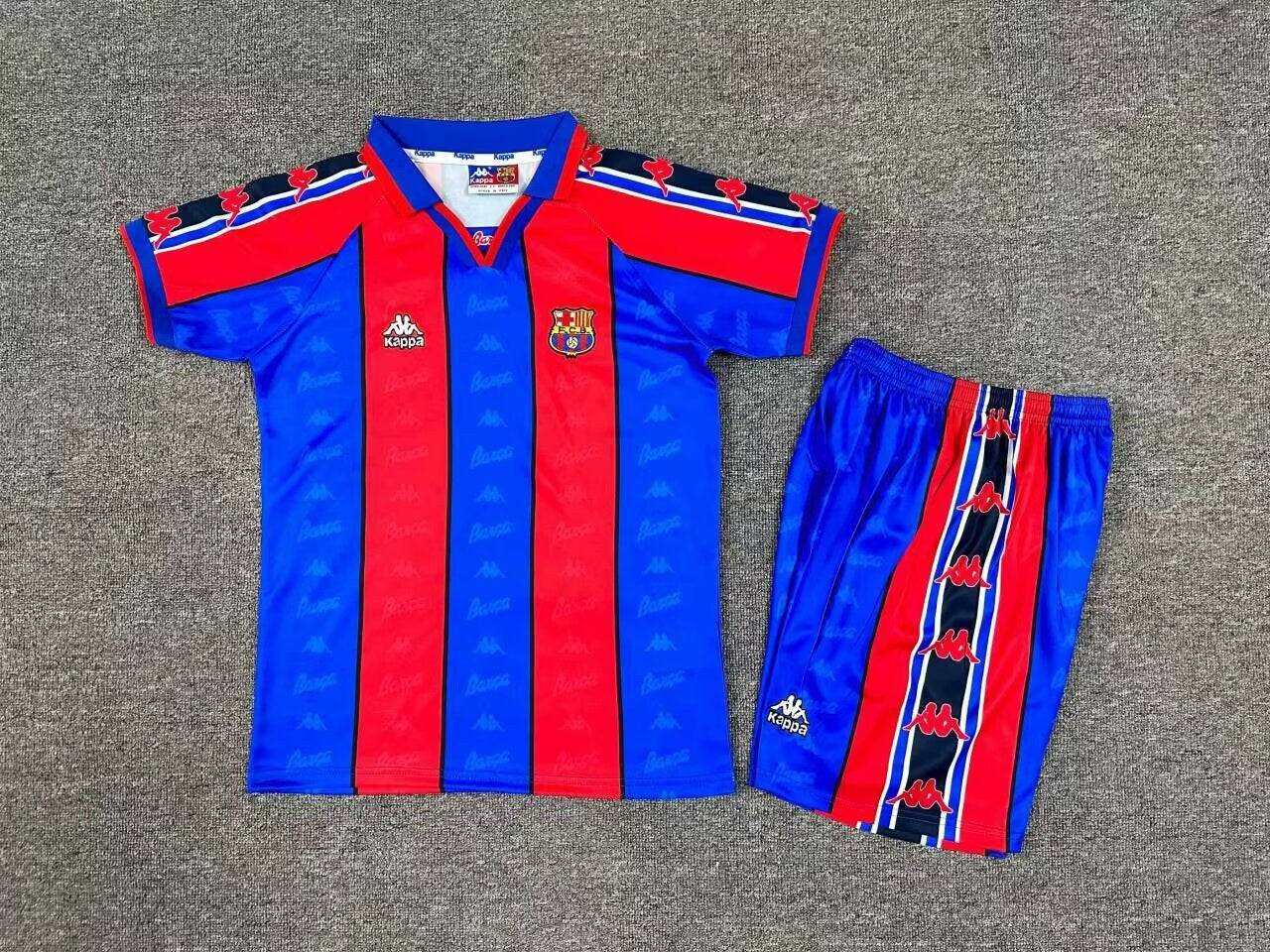 Retro Barcelona Home Kids Football Jersey 1995/1997