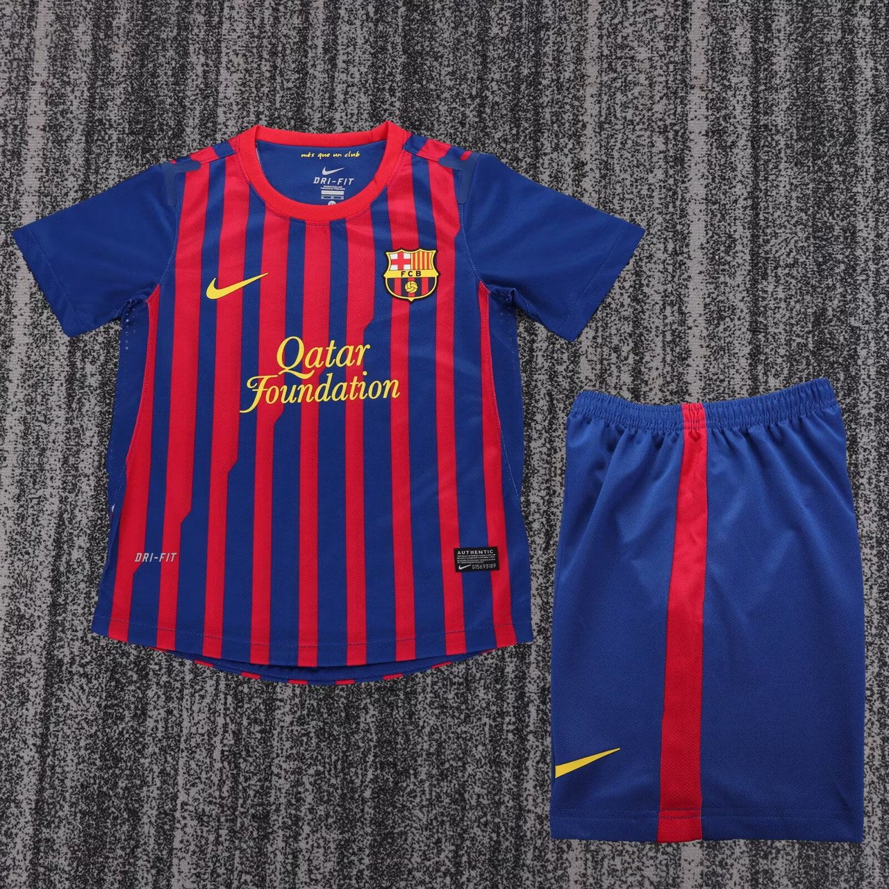 Retro Barcelona Home Kids 2011/2012