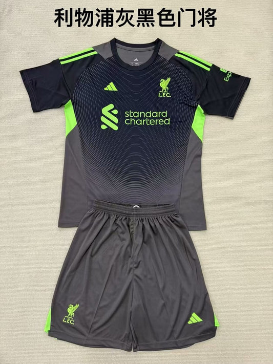 Liverpool Goalkeeper Fans Football Jersey 2025/2026 (Kids And Man )