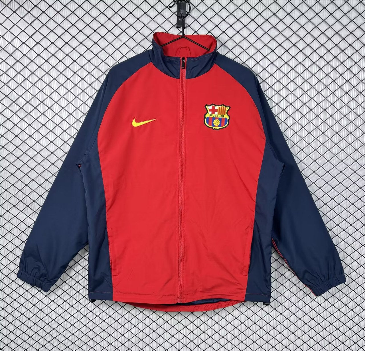 Retro Barcelona Windbreaker Waterproof Red Football Jersey 1998/2000