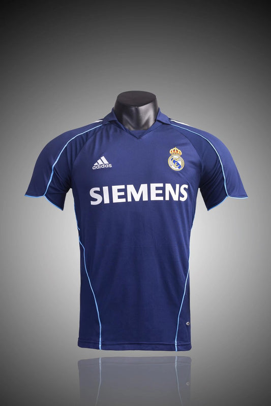 Retro Real Madrid Away Football Jersey 2005/2006