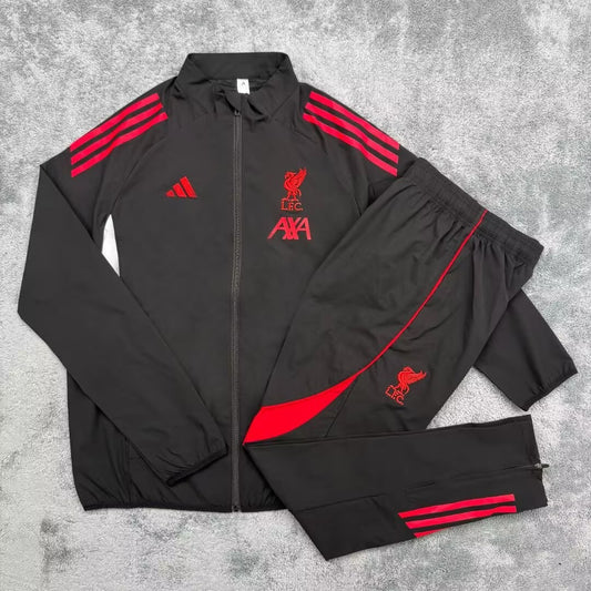 Liverpool Windbreaker Sets With Pants Black Football Jersey 2025/2026