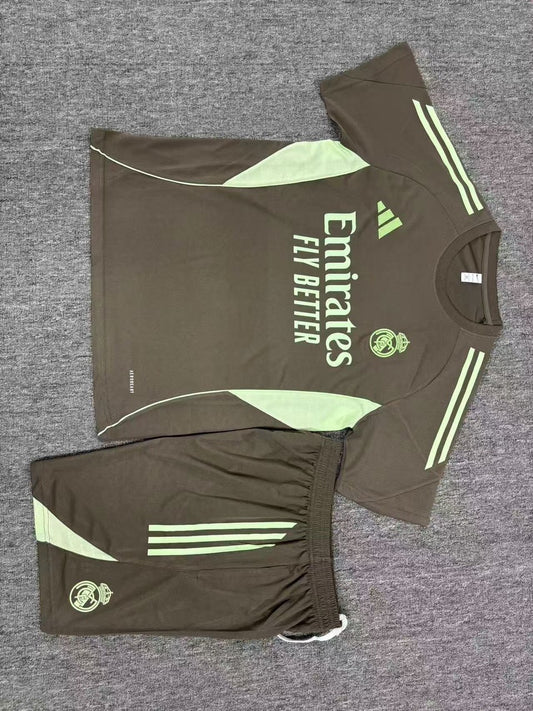 Real Madrid Training Fans Kits Football Jersey 2025/2026 (Kids And Man )