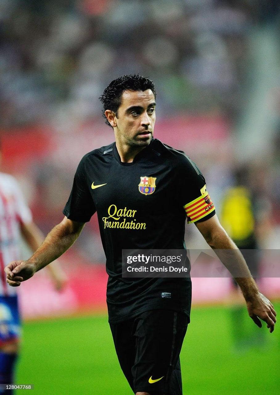 Retro Barcelona Player Away Football Jersey 2010/2011