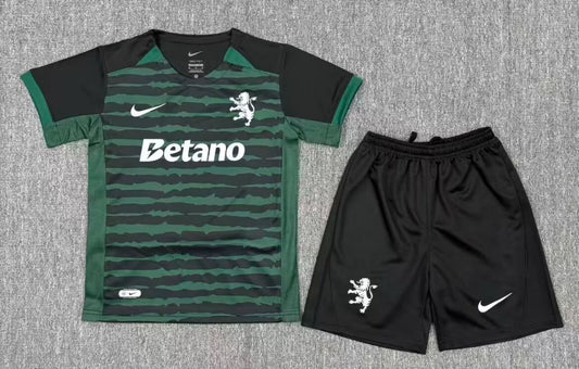 Sporting Lisbon Christmas Special Edition Kids Football Jersey 2025/2026