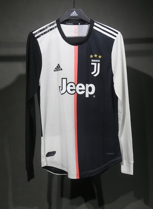Retro Juventus Long Home Player Football Jersey 2019/2020