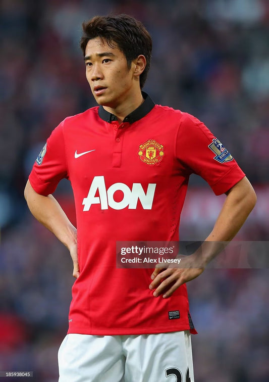 Retro Manchester United Home Player Football Jersey 2013/2014