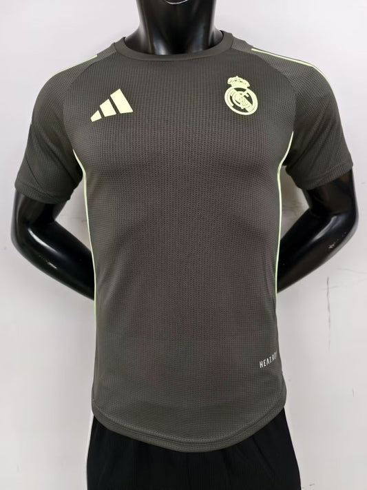 Real Madrid Special Edition Player Football Jersey 2025/2026