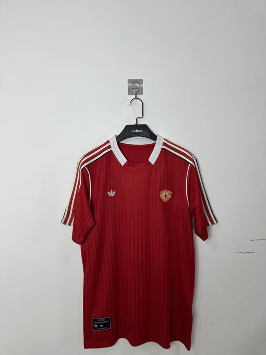 Manchester Unite Retro Fans Football Jersey 2025/2026