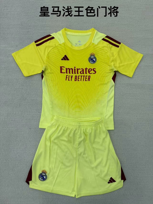 Real Madrid Goalkeeper Kids Football Jersey 2025/2026