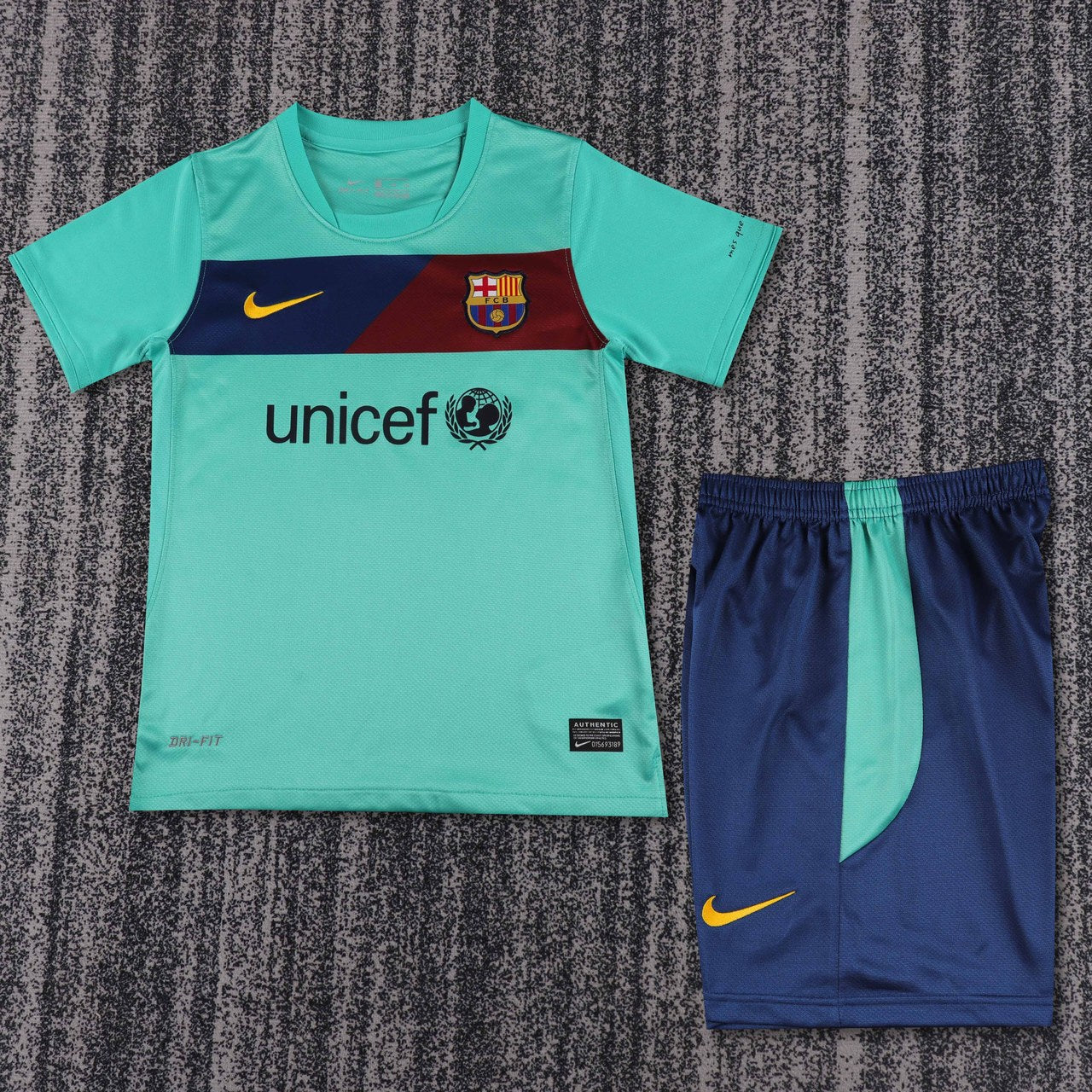 Retro Barcelona Away Kids 2010/2011