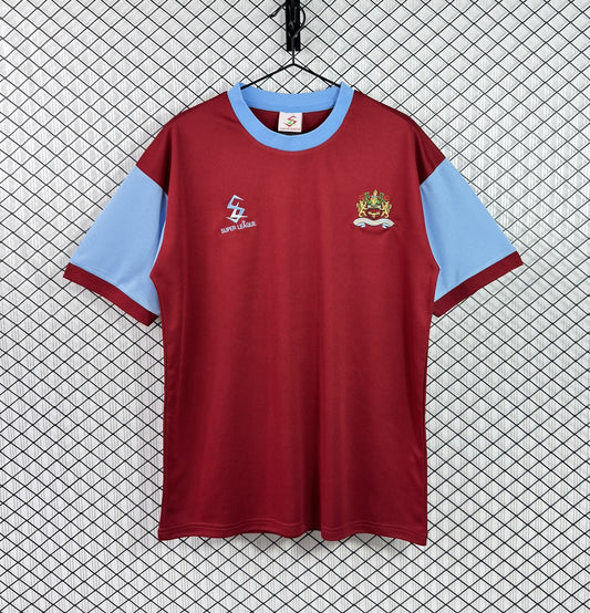 Retro Burnley Home Fans Football Jersey 2000/2001