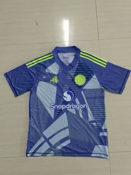 Manchester United Goalkeeper Fans Football Jersey 2024/2025