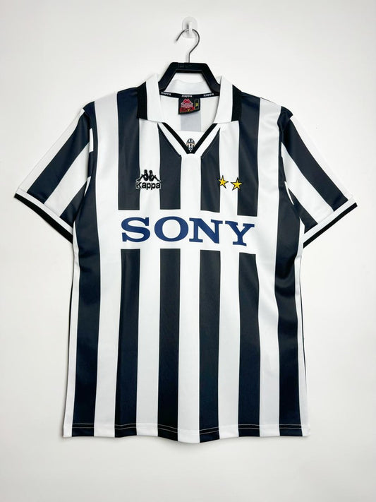 Retro Juventus Home Football Jersey 1995/1997