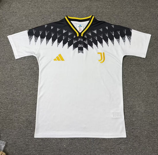 Retro Juventus Special Edition Fans Football Jersey 2026/2027
