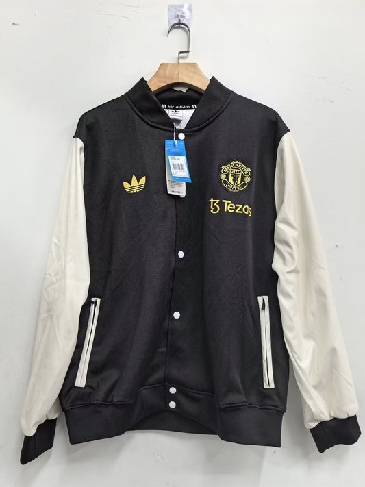 Manchester United Retro Windbreaker 2025/2026