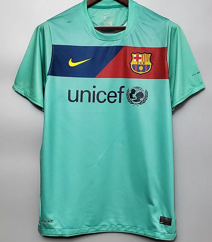 Retro Barcelona Away Green Football Jersey 2010/2011