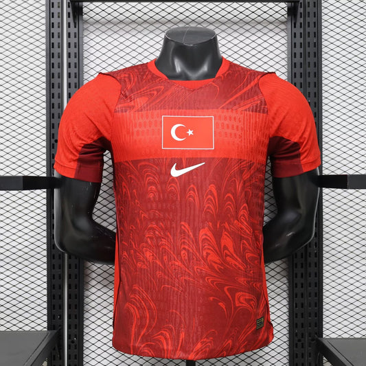 Turkey Home Player Football Jersey 2026/2027