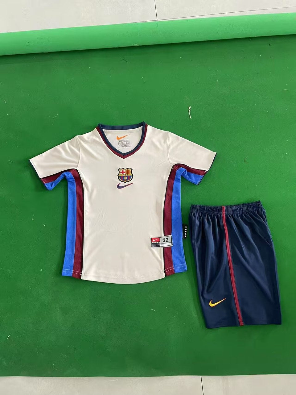 Retro Barcelona Away Kids 1998/1999