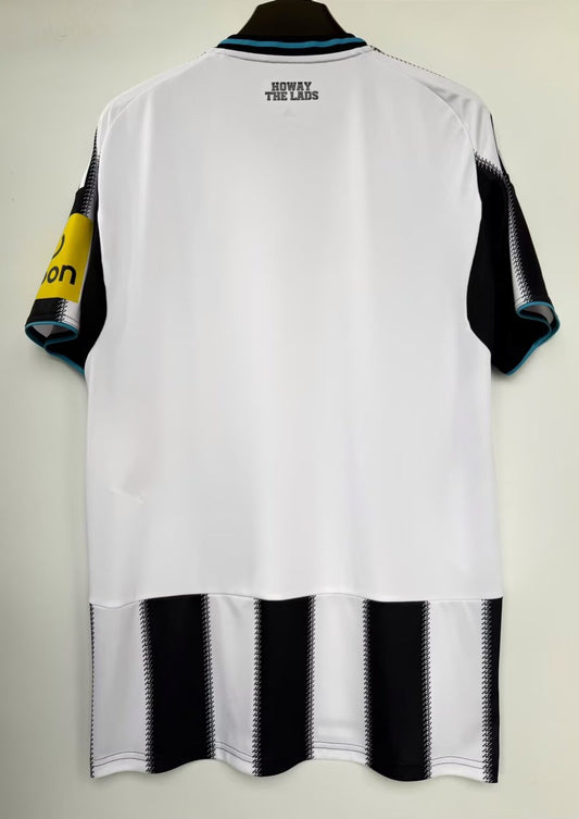 Newcastle Home Fans Football Jersey 2025/2026