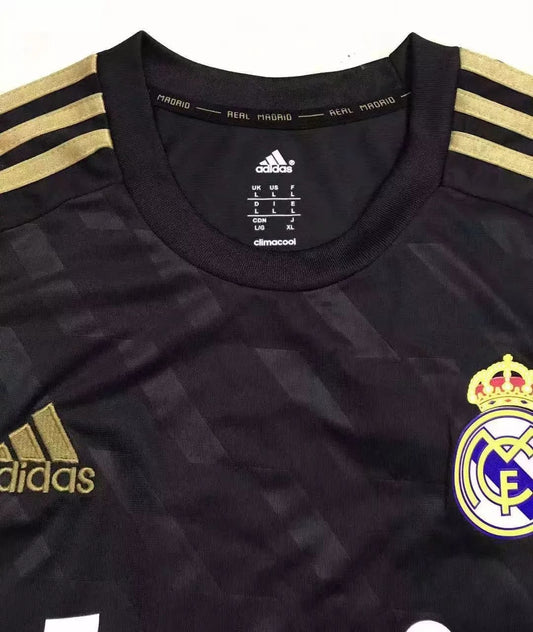 Retro Real Madrid Away Football Jersey 2011/2012