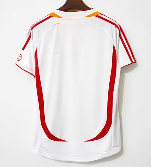 Retro Spain Away Football Jersey 2006