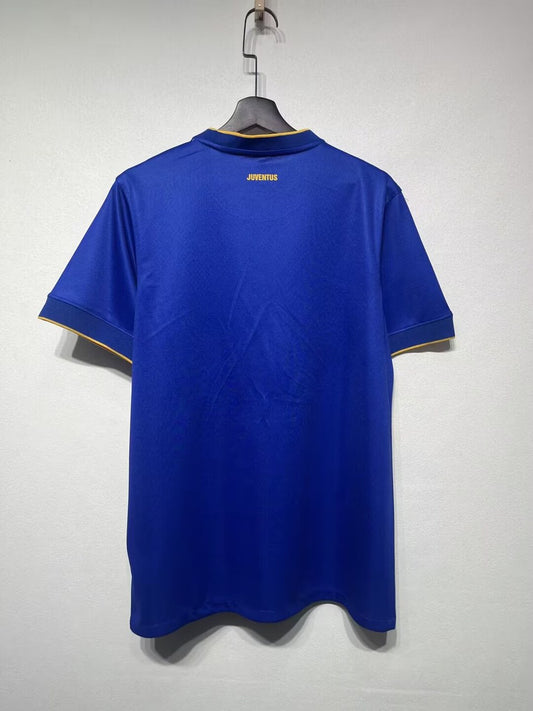 Retro Juventus Away Football Jersey 2014/2015